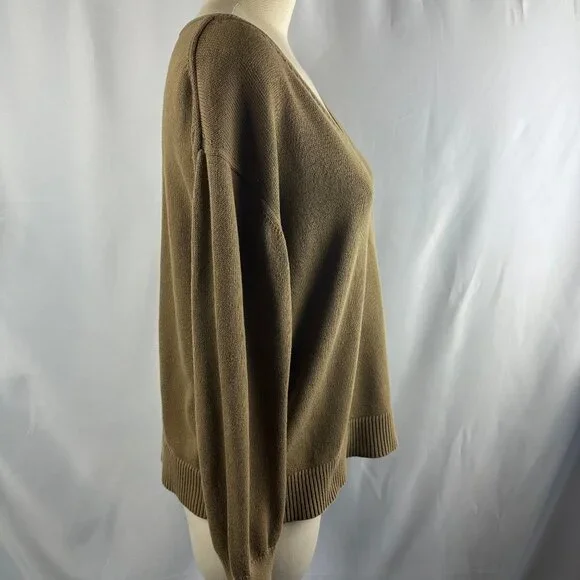 Everlane Olive Green 100% Cotton V-Neck Sweater - Picture 2 of 11